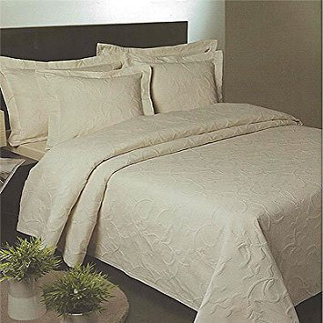Florentina Heavyweight Matelasse Bedspread, Cream, Single Bedspread
