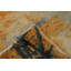 Tapis contemporain 6 x 8 représentant la silhouette de la forêt en orange