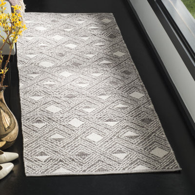 Pasha Hand Woven Performance Geometric Rug