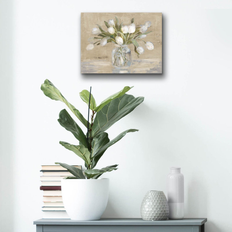  «April Tulips Neutral» par Danhui Nai, art mural en verre acrylique, H 12 po x l 16 po x P 0,13 po