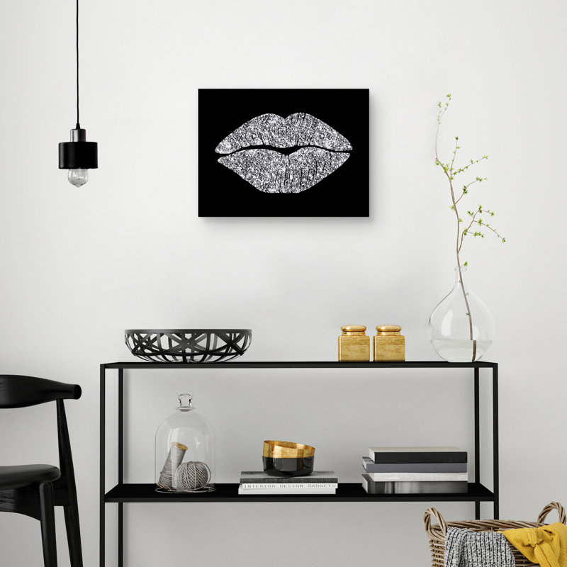 " Silver Lips "