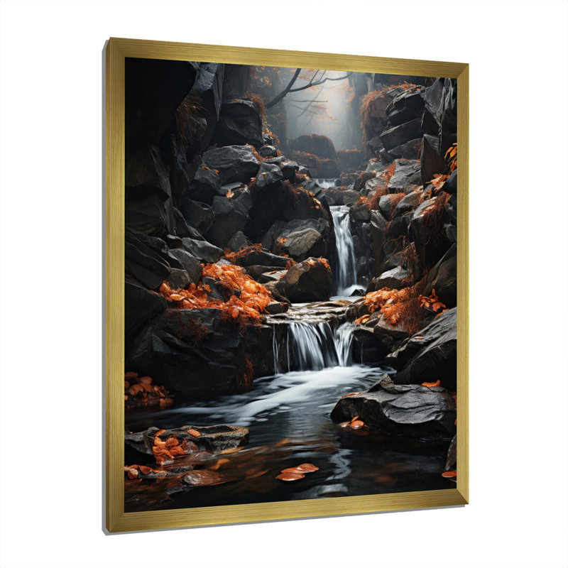 «Waterfall Harmony In Motion» sur toile, H 32 po x l 24 po x P 1 po, Cadre doré à une seule photo