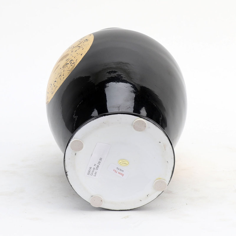 Hand Painted Decorative Porcelain Vase