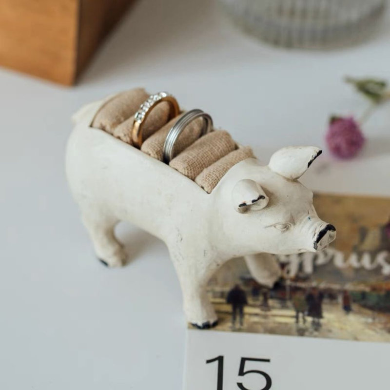 Ceairra Decorative Object