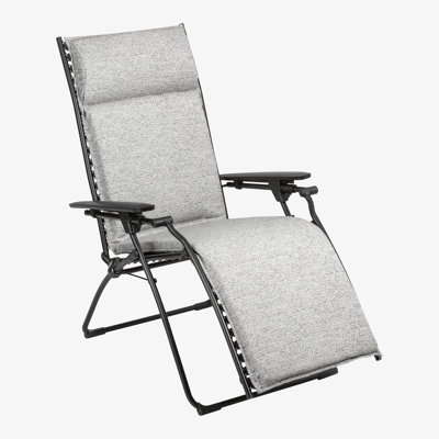 Chaise de patio avec coussins