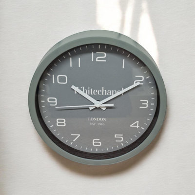 Geko Wall Clock