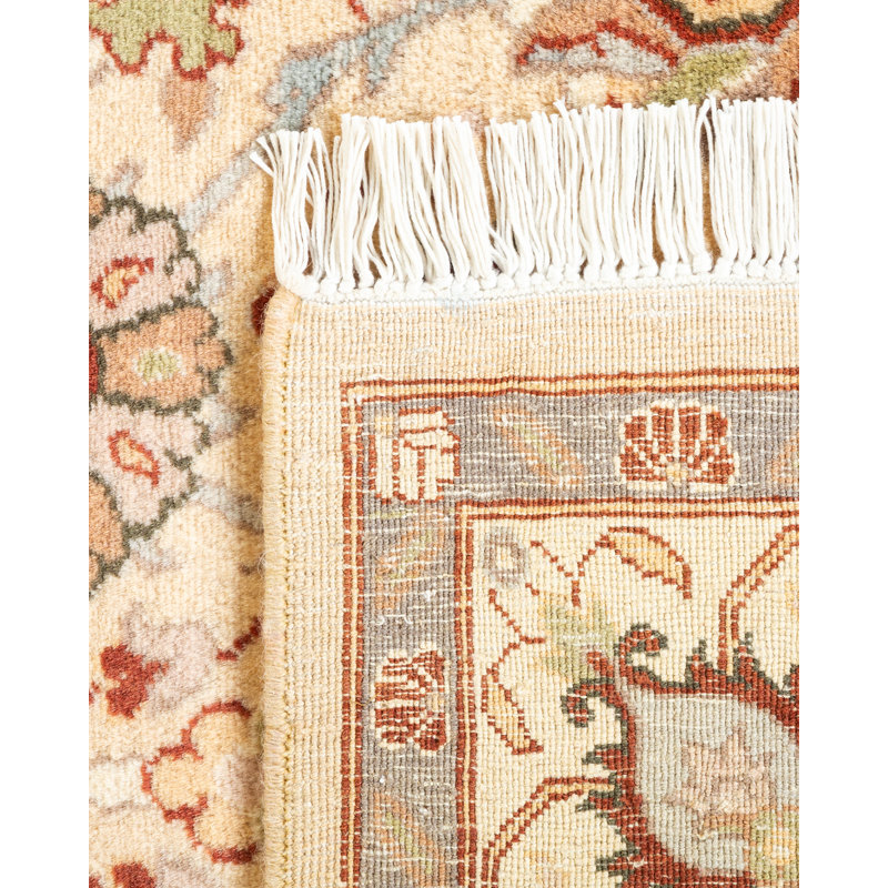 Handmade Ivory Wool Rectangular Area Rug 4'1" x 6'5"