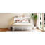 Grand lit avec tablettes amovibles et élément - rangement de ton blanc pour une utilisation à long terme-210795478-210795472
