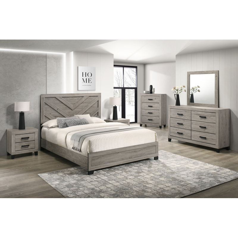 Light Gray Solid Wood Queen Panel Bedroom Set with Black Accents