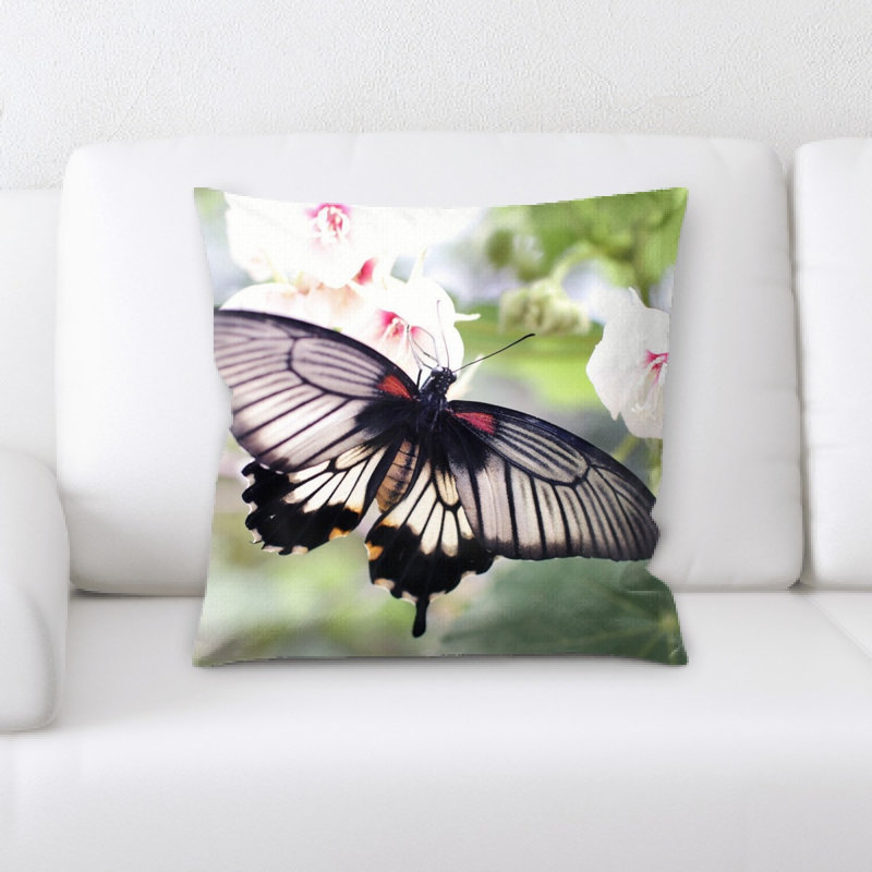 Coussin décoratif fleuri
