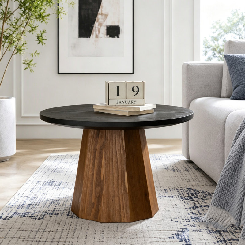 Table basse ronde robuste en bois avec pied central et motif d'arbre