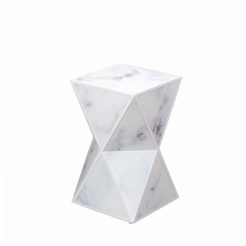 Harlsden 11.8'' W Nightstand, White