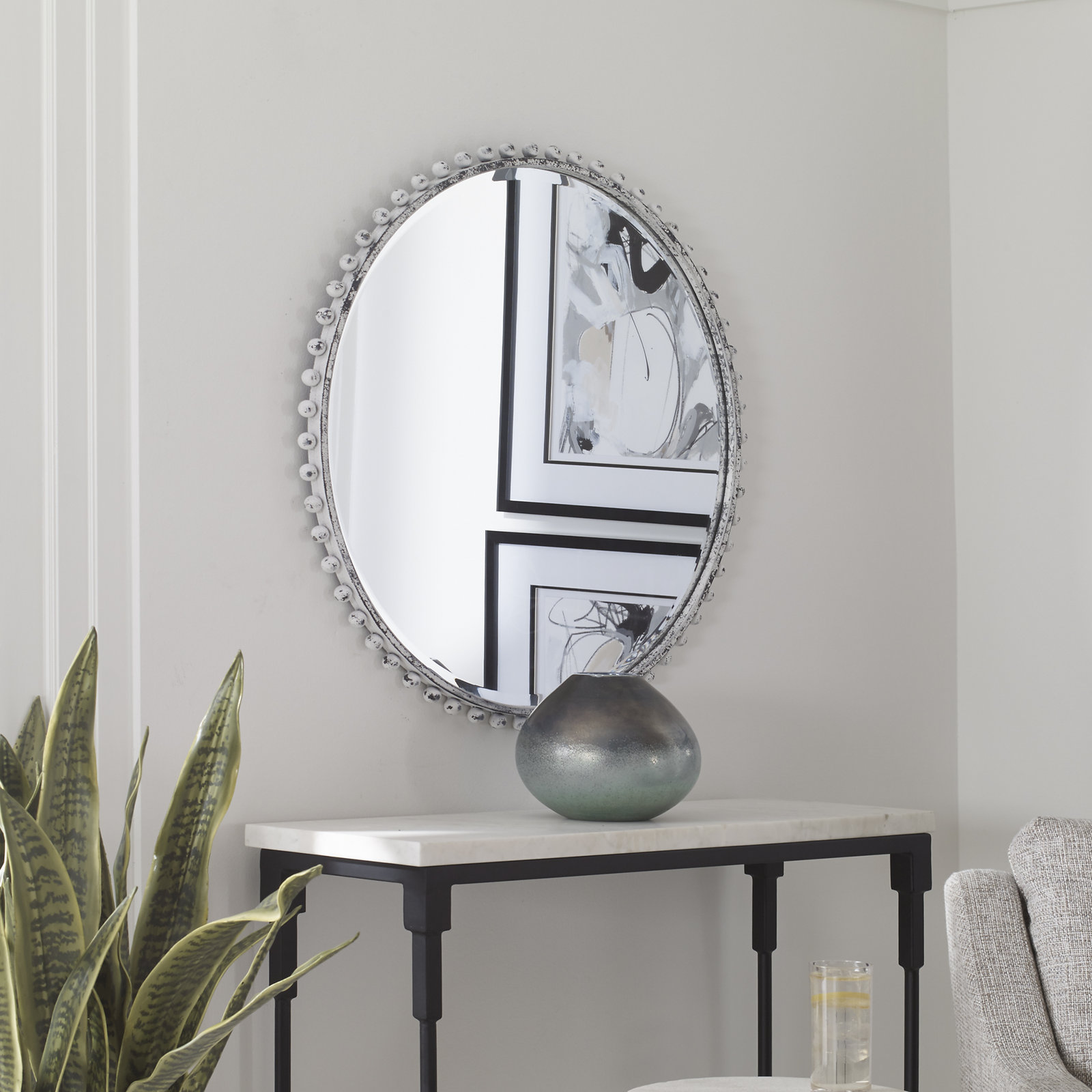 Bedonia 32" Round Wall Mirror, Antique White