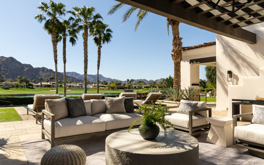 The Look: Earthy Escape
