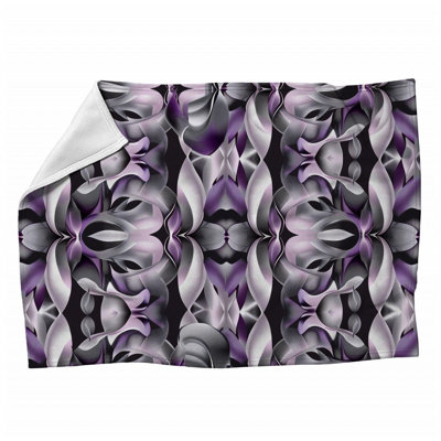 Stylized Petals Artwork Machine Printed Throw Blanket
