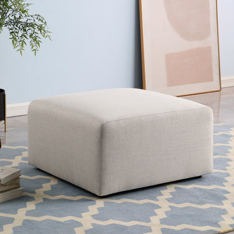 Revêtement en chenille beige, pré-assemblé, l 29,92 po, résiste à l'usure, utile comme repose-pieds ou petite table d'appoint, moelleux doux avec chenille, problème d'assemblage nul, hauteur de 16,73 po,