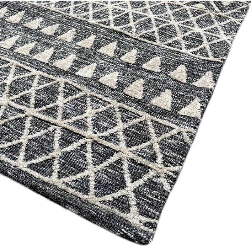 Tapis 5 pi 3 po x 7 pi 6 po