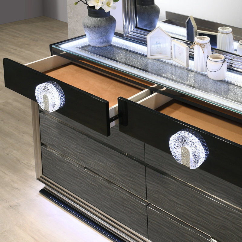 Commode 8 tiroirs en bois massif Jack avec DEL (3 niveaux de luminosité)