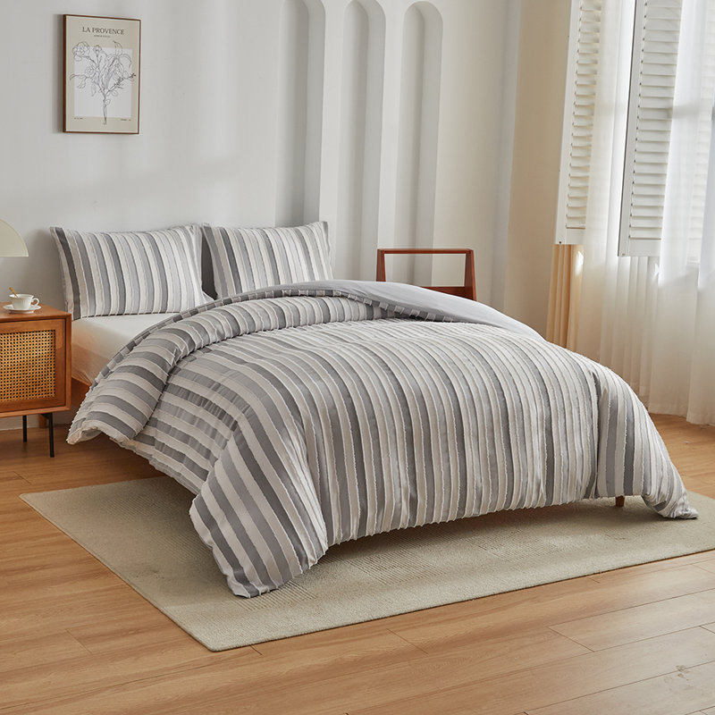 Polyester Standard Striped Duvet Cover, Queen Duvet Cover + 2 Queen Pillowcases, Gray