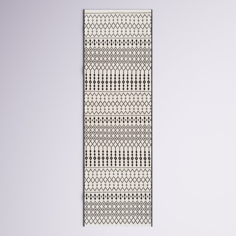 Tapis blanc / noir en coton tissé à la main Courtdale, Tapis de couloir 2 pi 6 po x 8 pi