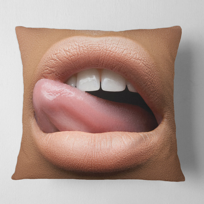 Magnifique couvre-oreiller carré avec languette carrée, 16" x 16"