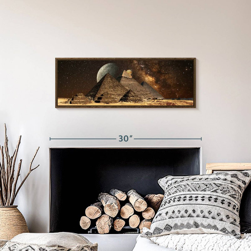 Cosmos sur les pyramides égyptiennes, 28 po x 10 po, Floating Frame Walnut
