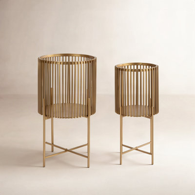 Deidra Metal Plant Stand