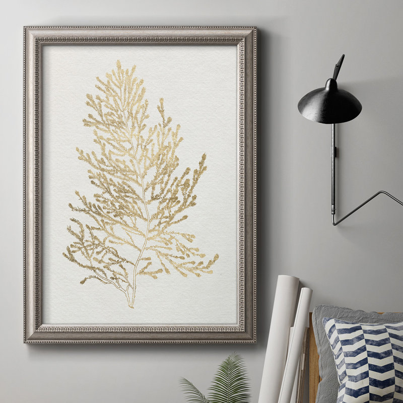 Gilded Algae IV - reproduction d'art sur toile encadrée, L 16 po x H 20 po