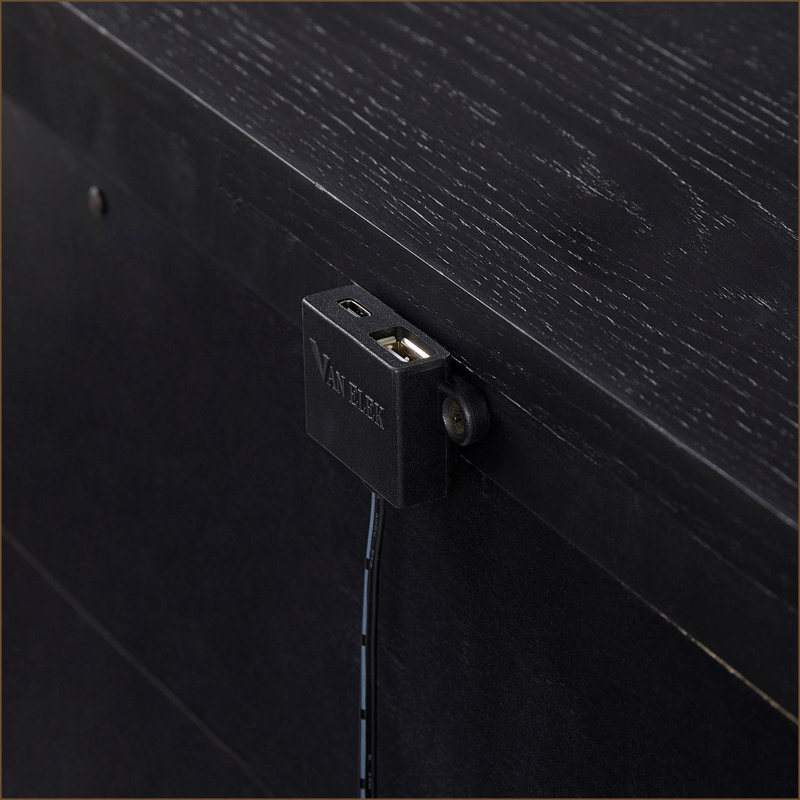 Table de chevet 3 tiroirs avec ports USB et rangement organisé