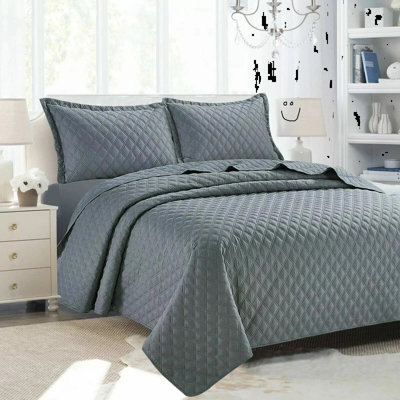 Microfiber Bedspread with Pillow Shams Included