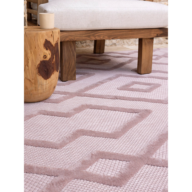 Reshea Geometric Machine Made Indoor / Outdoor Area Rug, Rectangle 3'11" x 5'11"