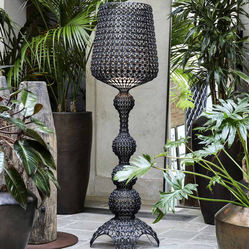 Kabuki LED Floor Lamp, Black