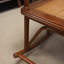 Chaise berçante en rotin naturel