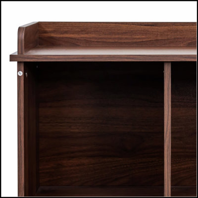 Élégante bibliothèque en noyer à 10 étagères pour un rangement et une présentation organisés, idéale pour la maison et le bureau.