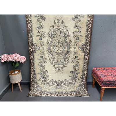 Tapis en laine beige élégant Elegant 46,9 x 81,5 po