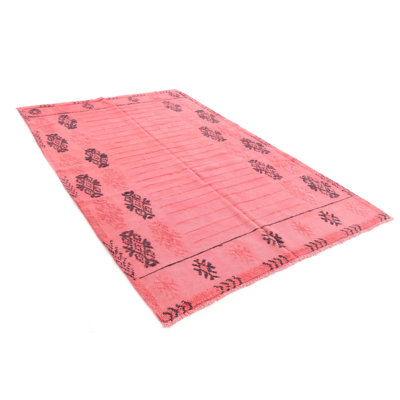 Tapis rouge Oavia
