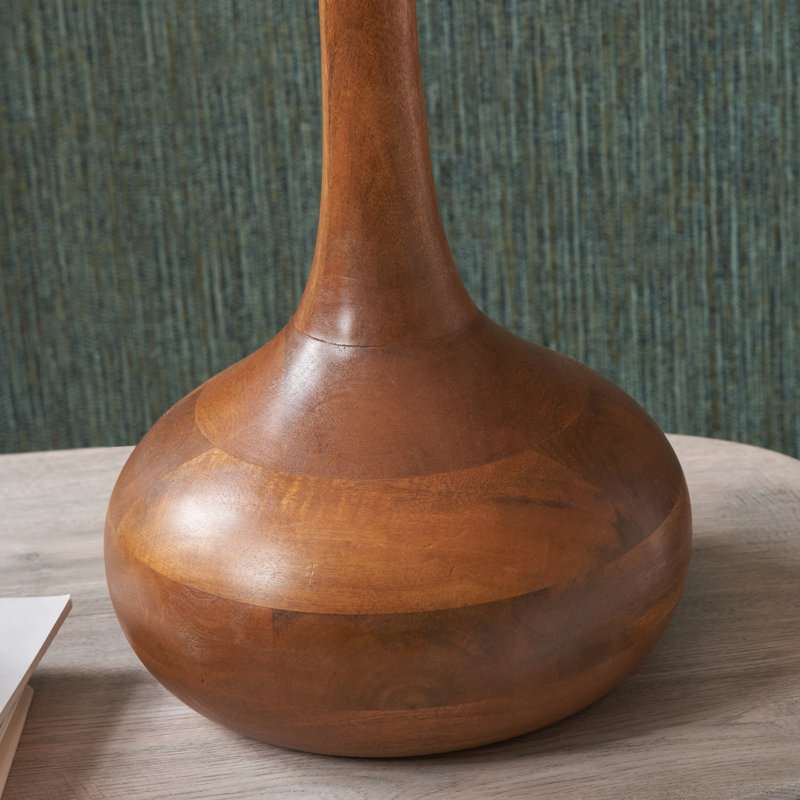 Toma Table Lamp