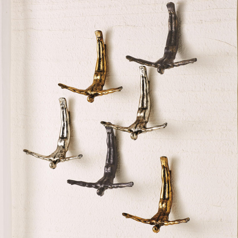 Wall Diver, Gold