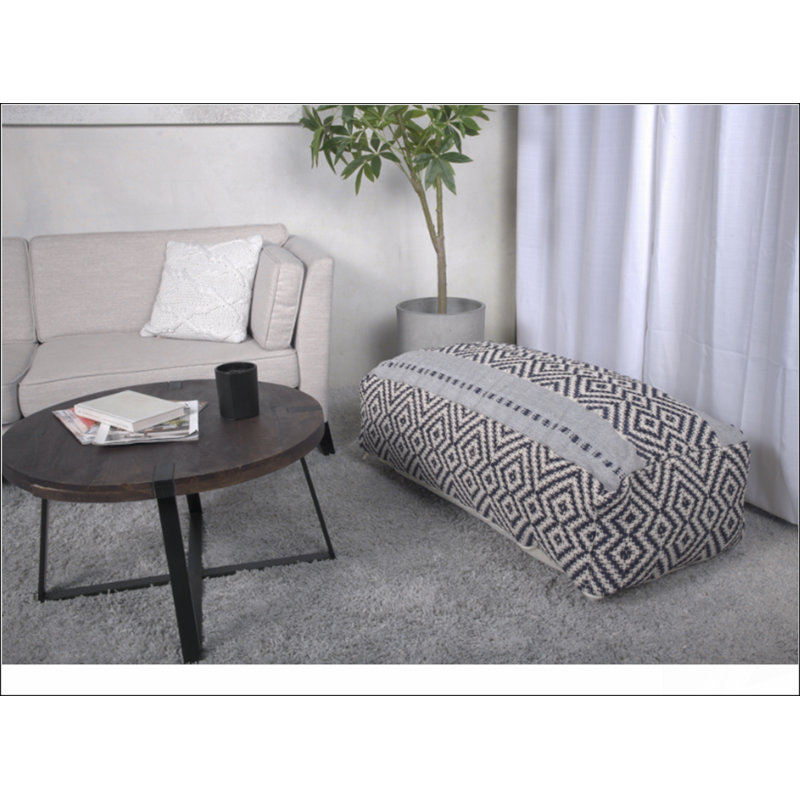 Pouf rectangulaire Juniper, choix confortable, fonctions multiples, design classique et coins confortables