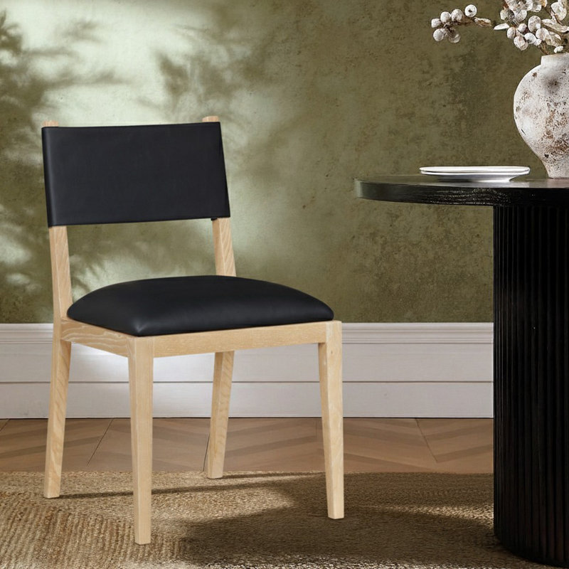 Chaise d'appoint de salle à manger Vina, Teint naturel, Cuir végétalien noir