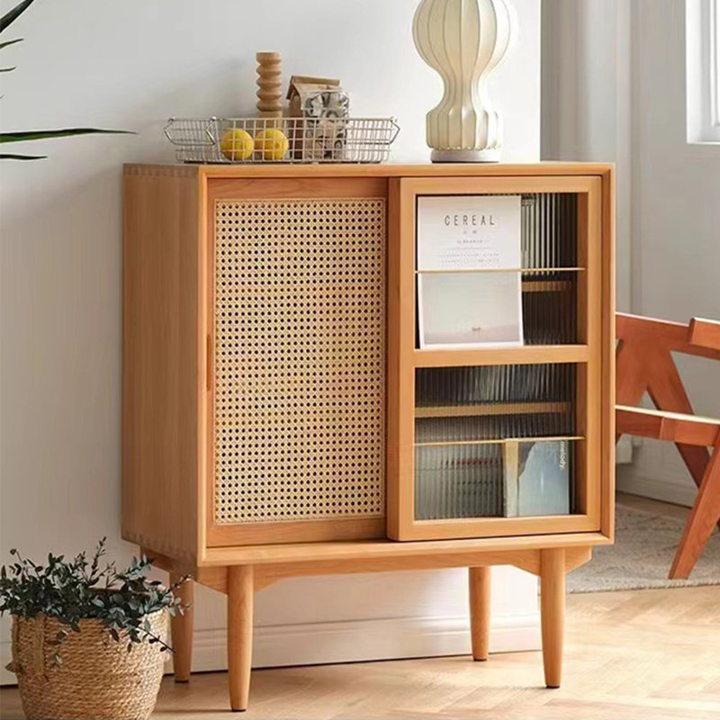 Armoire utilitaire simple et unique pour le salon