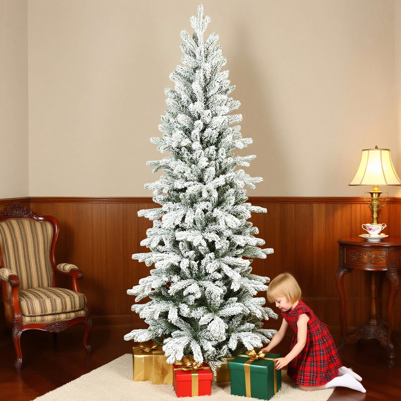 Artificial Christmas Tree, 17.5' H