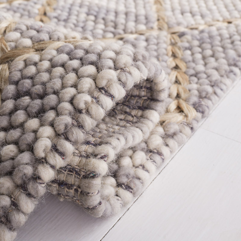 Natura Hand Woven Wool/Cotton Geometric Rug in Light Gray/Natural, Rectangle 3' x 5'