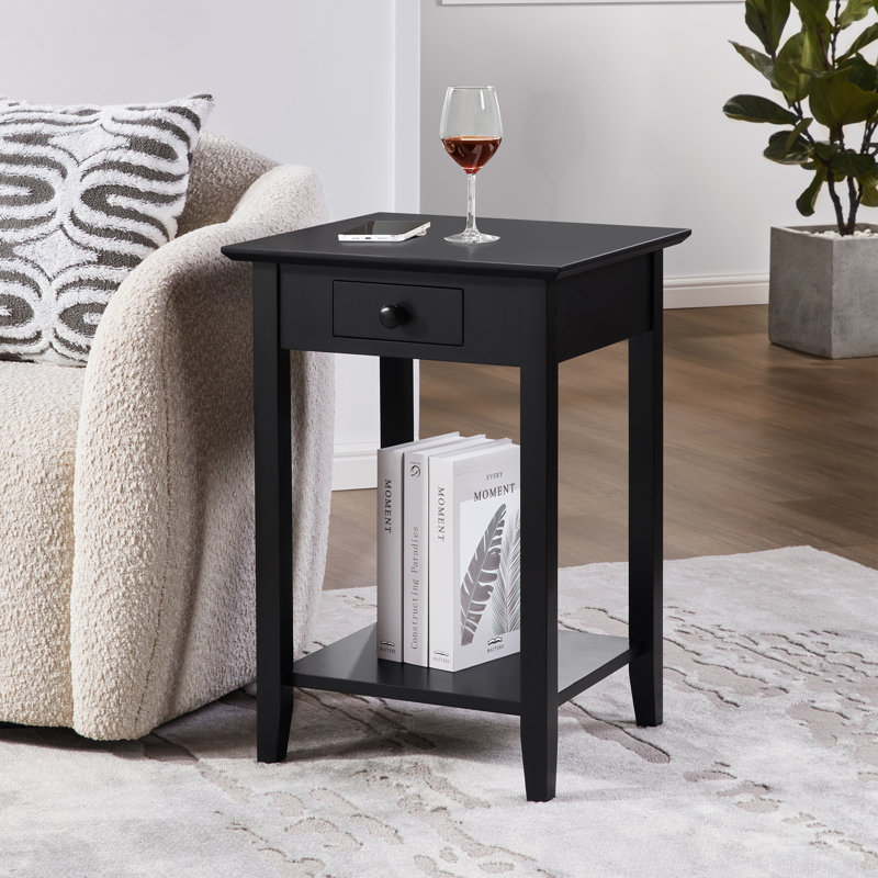 Table de bout avec rangement Carbin, Noir