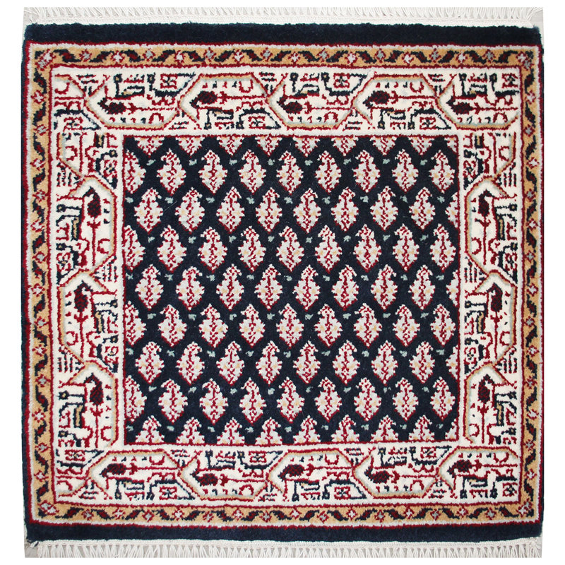 Damask Area Rug in Cream, Rectangle 4' x 6'