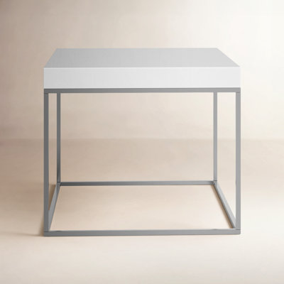 Fred 24" Walnut End Table