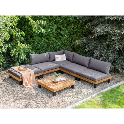 FRAZZANO Wicker 5 - Person Garden Lounge Set with Cushions