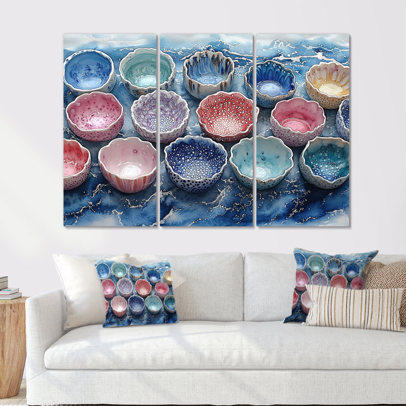 Beach Pottery dans des tons de rose et de bleu I - Ensemble de décoration murale Beach Pottery, H 28 po x l 36 po x P 1 po