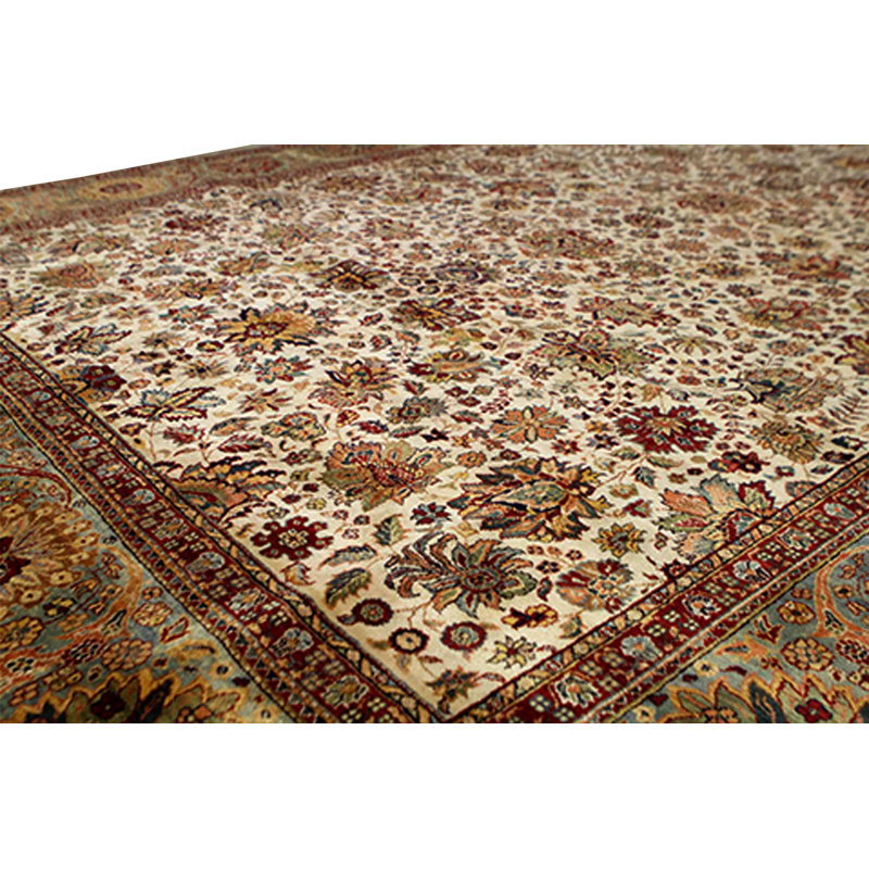Wool Oriental Area Rug in Rust/Cream