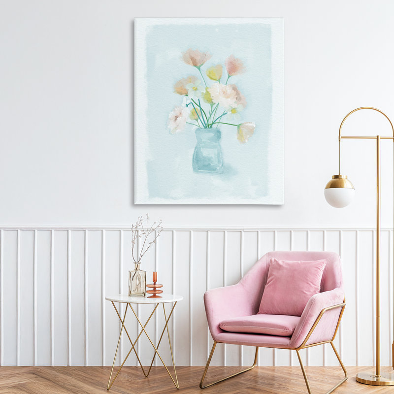 Jolies fleurs dans un vase, design par Leah Straatsma, H 30 po x l 24 po